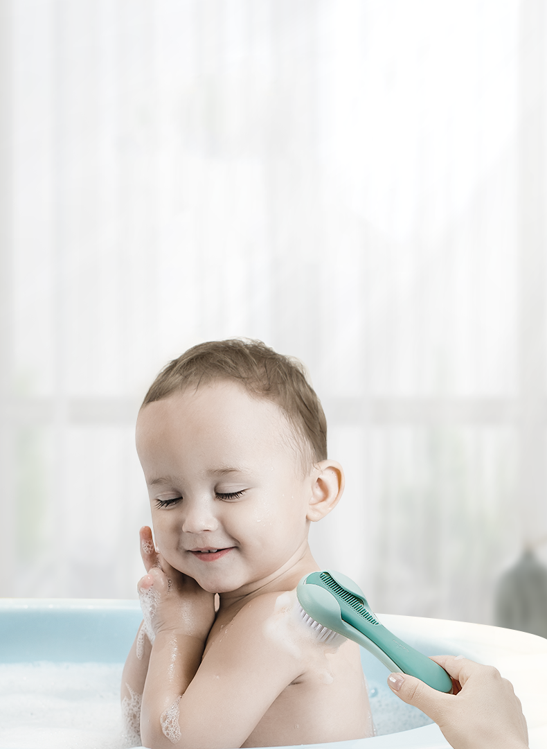 ENSEMBLE PEIGNE ET BROSSE POUR BÉBÉ BC BABYCARE