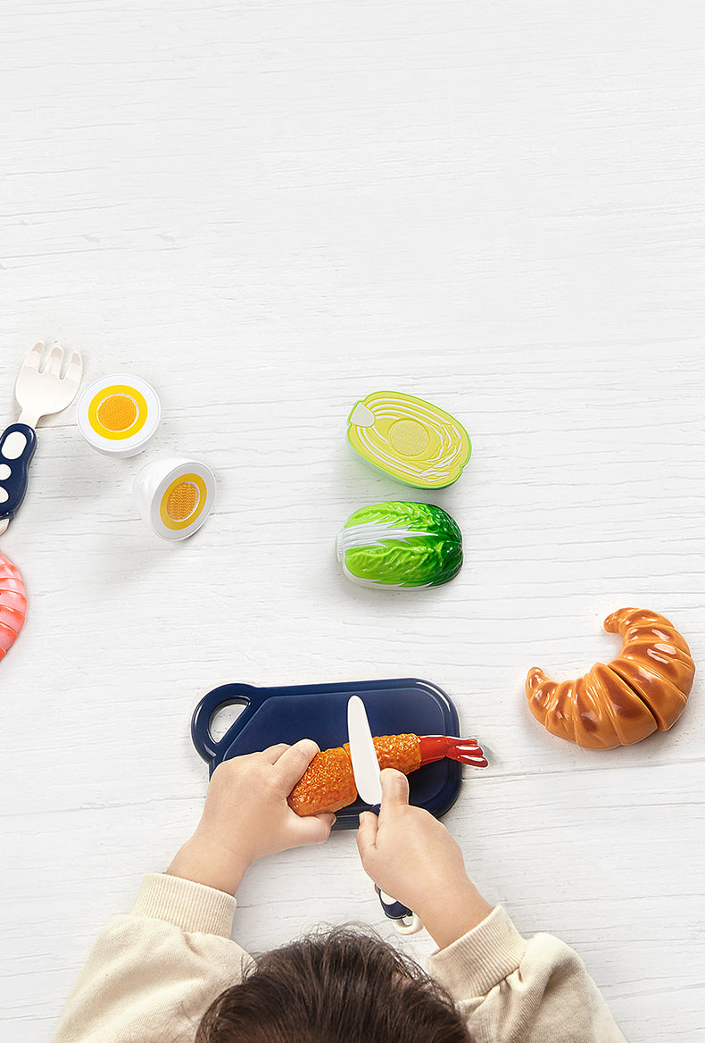 ENSEMBLE DE JOUETS PETITE CUISINIÈRE BC BABYCARE